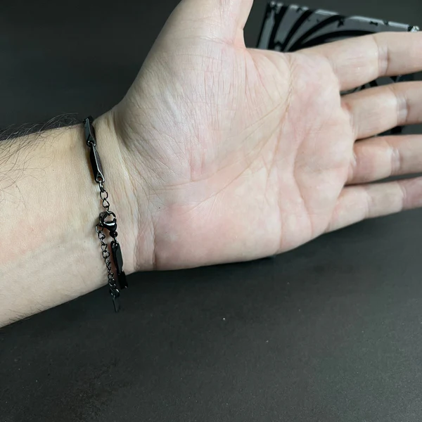 3mm_black_rice_link_stainless_steel_chain_bracelets_for_men_online_in_Pakistan (1)