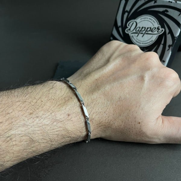 3mm_silver_rice_link_stainless_steel_chain_bracelets_for_men_online_in_Pakistan_7