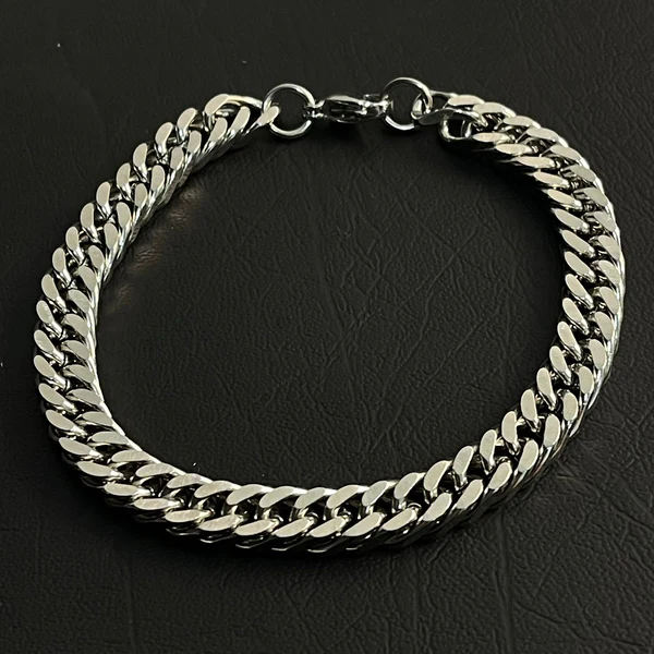 8mm_stainless_steel_curb_link_chain_bracelet_for_men_online_in_Pakistan2